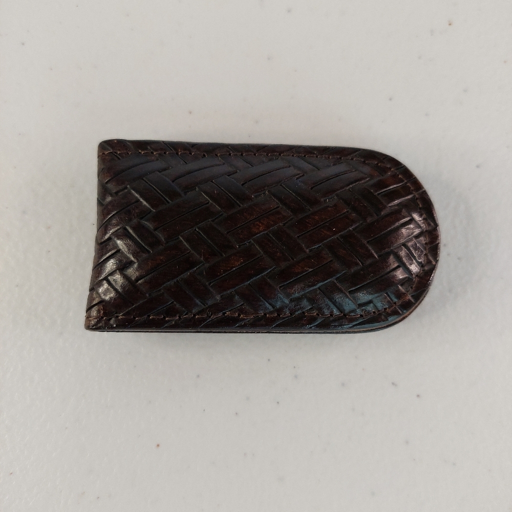 Vtg Fossil Leather Money Clip Magnetic with basketweave leather Design Brown